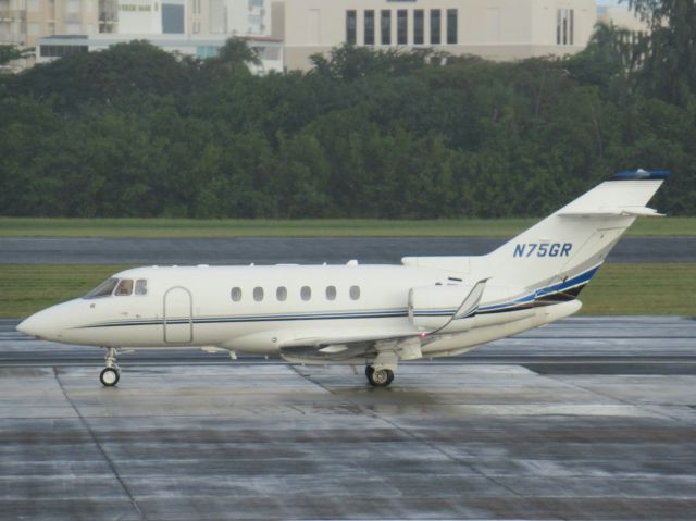 Hawker 800 (N75GR)