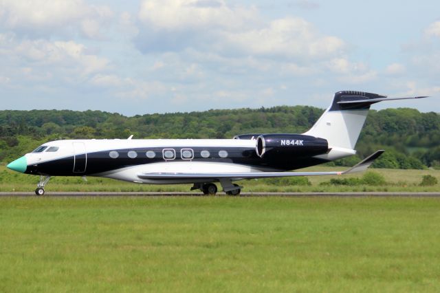 GULFSTREAM AEROSPACE G-7 Gulfstream G600 (N844K) - Departing rwy 25 on 17-May-24 heading for KSTP.
