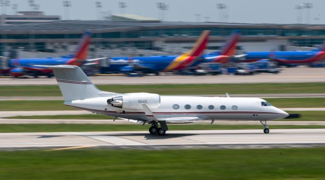 Gulfstream Aerospace Gulfstream IV (N1WE) - A G-IV owned by Trans Texas Jet Transport, arrives at KHOU.