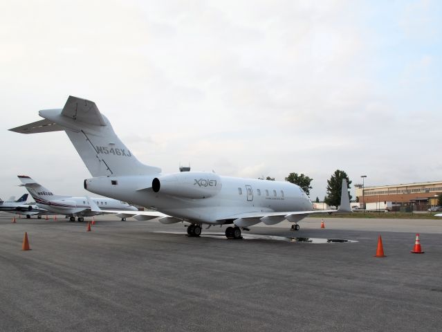 Bombardier Challenger 300 (N546XJ) - A very nice business jet with a roomy cabin.