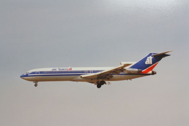 Boeing 727-100 — - Old photo of mine Air Transat B727,Landing at YYZ