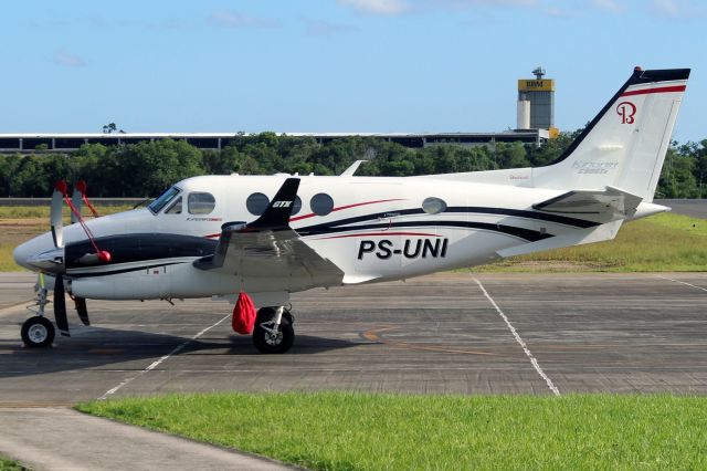 Beechcraft King Air 90 (PS-UNI)