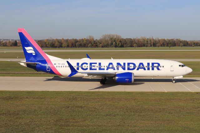 Boeing 737 MAX 8 (TF-ICU)