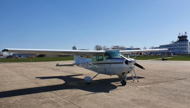 Cessna Skyhawk (D-EFLB)