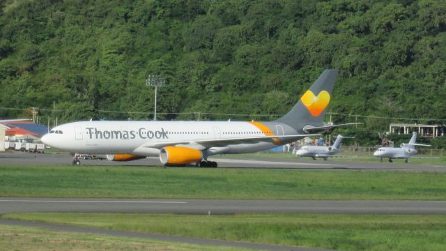 Airbus A330-200 (G-OMYT)