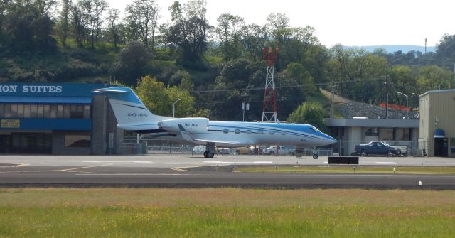 Gulfstream Aerospace Gulfstream IV (N711EG) - N711EG at Roseburg airport 4/19/15