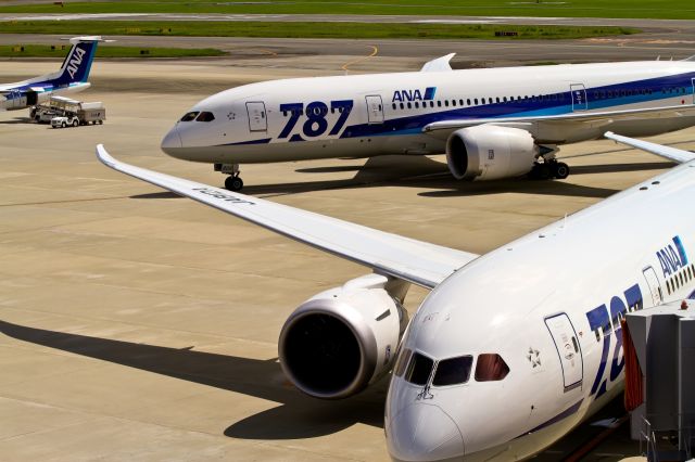 Boeing 787-8 (JA812A) - B788&B788