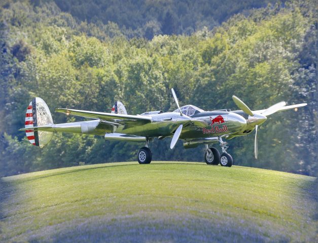 Lockheed P-38 Lightning (N25Y) - Hahnweide 2013