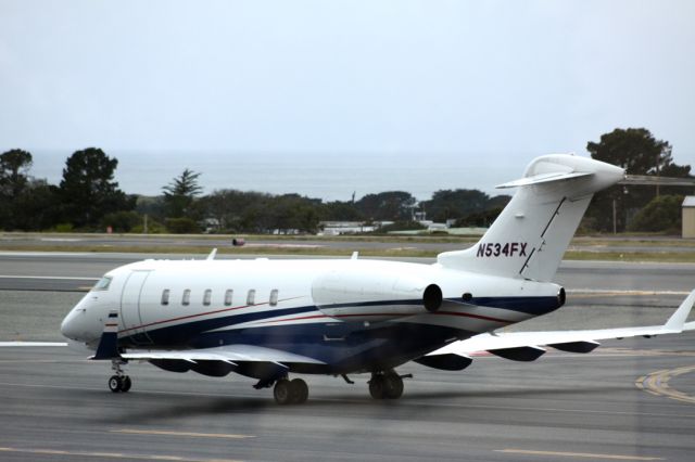 Bombardier Challenger 300 (N534FX) - Taxiing following arrival on 10R, from KEUG