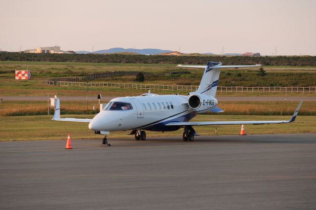Learjet 40 (C-FWGB)