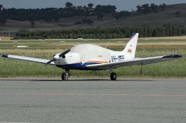 Piper Cherokee (VH-XEF)