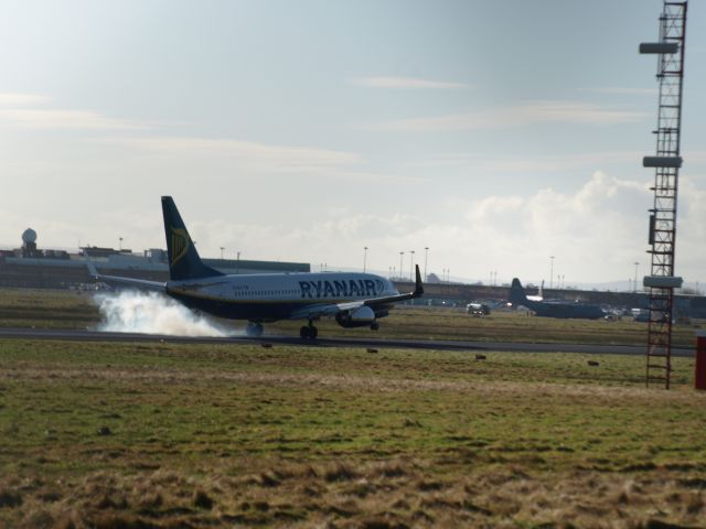 Boeing 737-800 (EI-DLK)