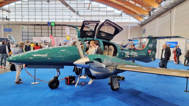 Diamond DA-62 (OE-FDC) - Diamond DA 62