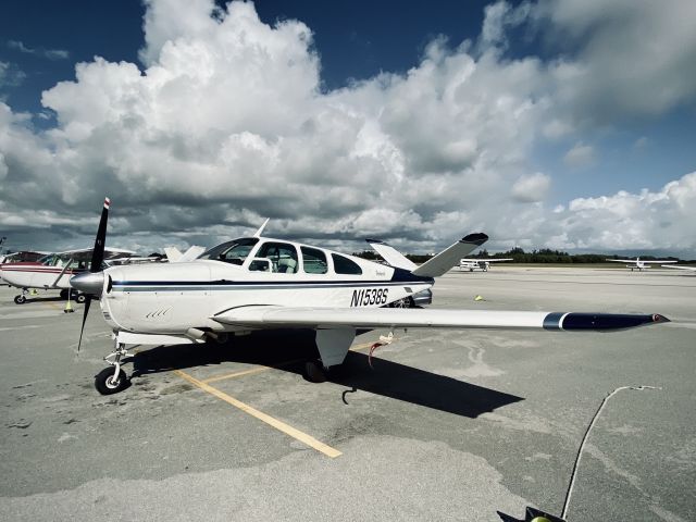 Beechcraft 35 Bonanza (N1538S)