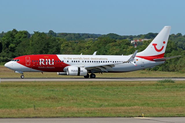 Boeing 737-800 (D-ATUZ) - "RIU Hotels & Resorts" livery