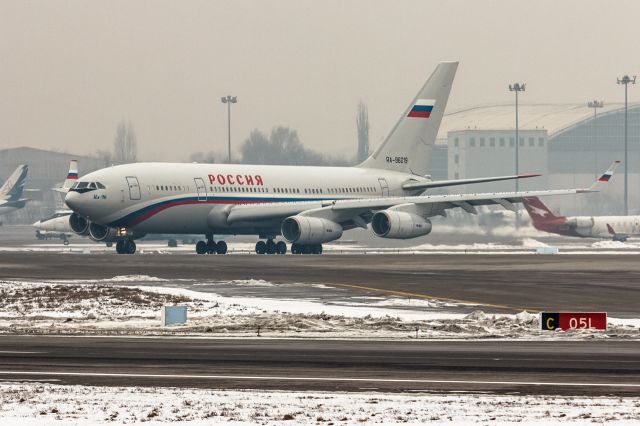 Ilyushin Il-96 (RA-96019)