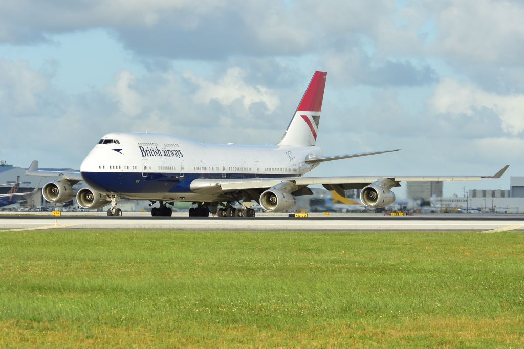 Boeing 747-200 (G-CIVB)