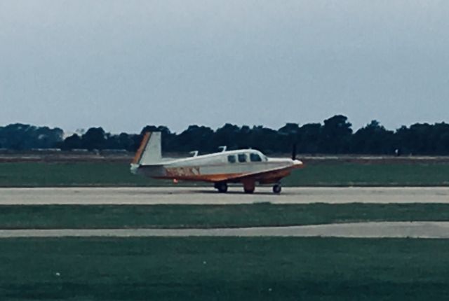 Mooney M-20 (N631KY)