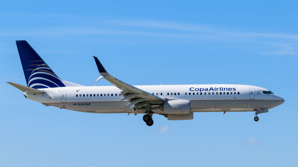 Boeing 737-800 (HP-1843CMP) - HP-1843CMP br /B738 CN:40785 br /CMP420 PTY-MIA br /2017-05-03 KMIA RWY 9