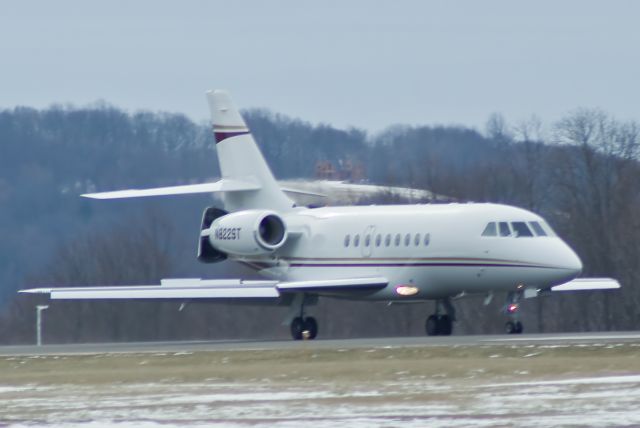 N822ST — - another Falcon 2000EX ar KOXC