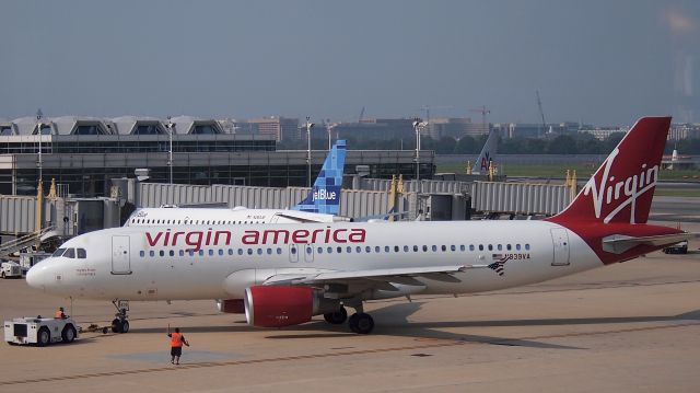 Airbus A320 (N839VA)