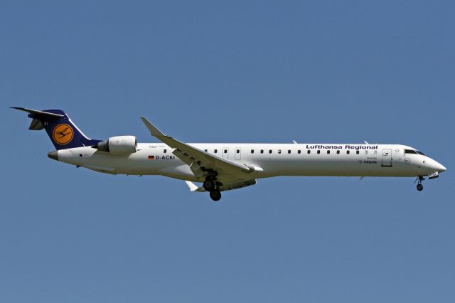 Canadair Regional Jet CRJ-900 (D-ACKI)