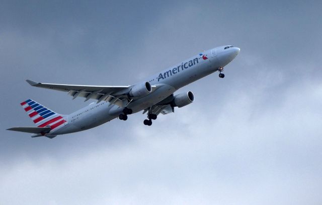 Airbus A330-300 (N273AY) - On final is this American Airlines Airbus A330-300 in the Autumn of 2018.