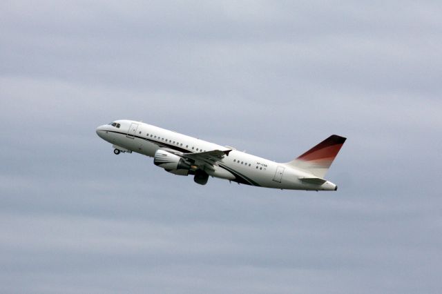 Airbus A319 (VP-CSN)