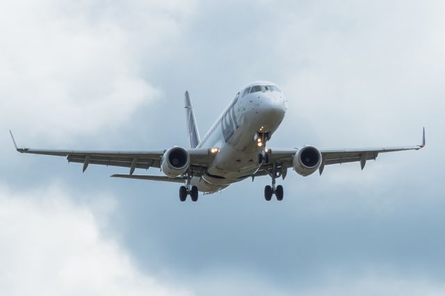 Embraer ERJ 175 (SP-LIQ) - EPRZ-Poland