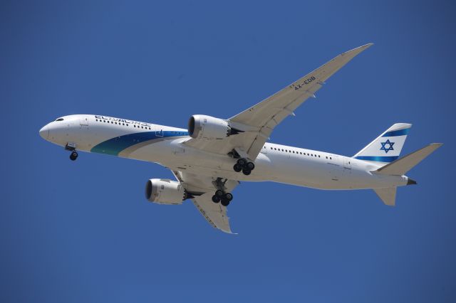 Boeing 787-9 Dreamliner (4X-EDB)