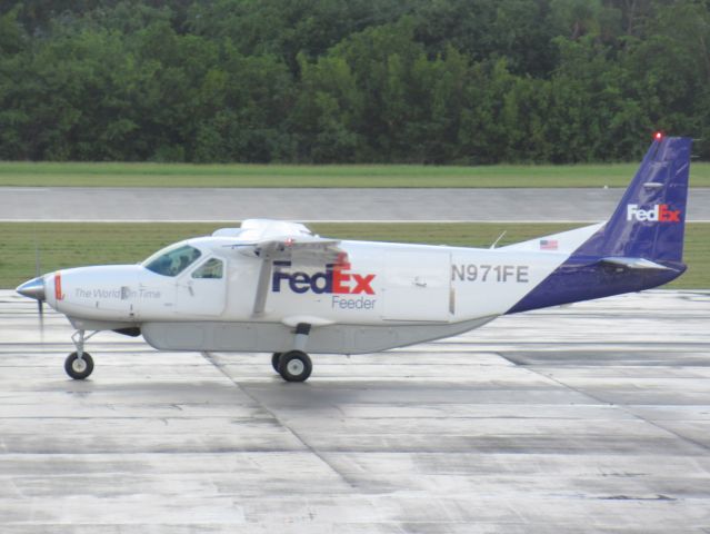 Cessna Caravan (N971FE)