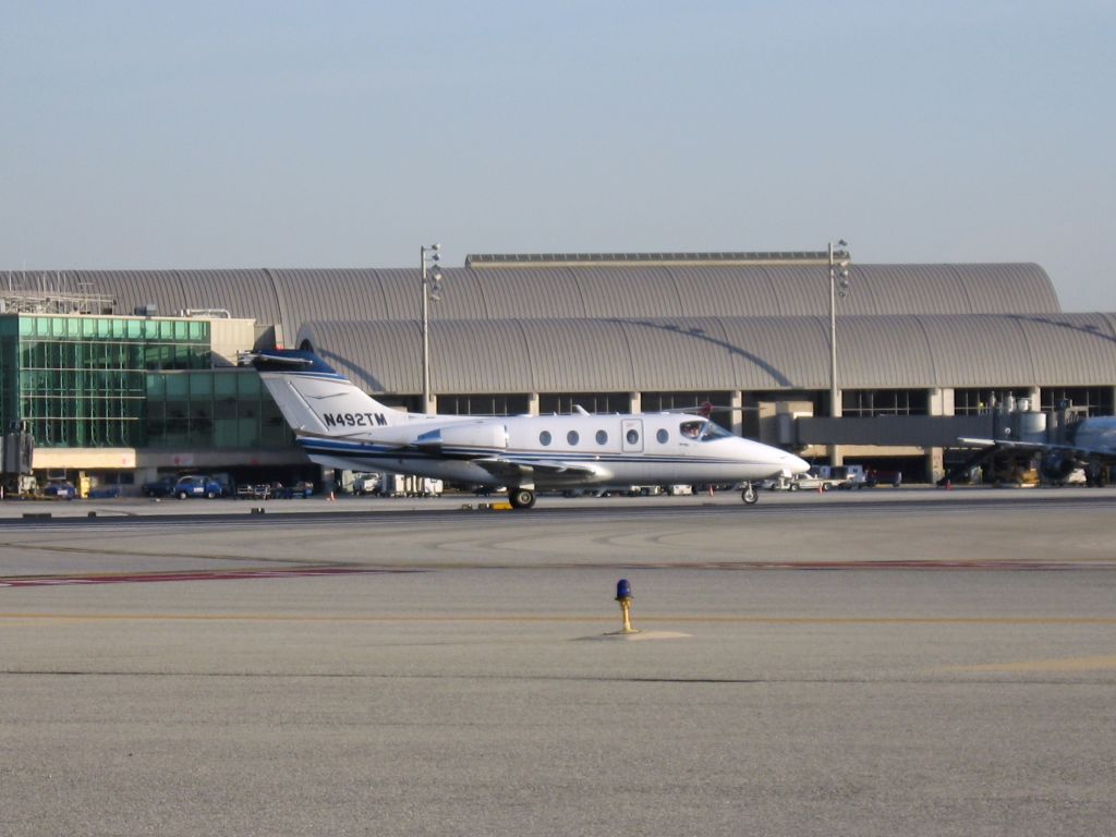 Beechcraft Beechjet (N492TM) - Holding on RWY 19R