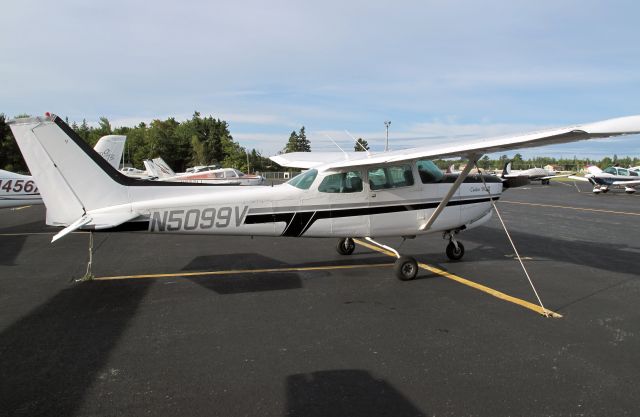 Cessna Skyhawk (N5099V)