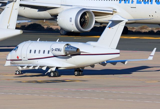 Canadair Challenger (D-ATMJ)