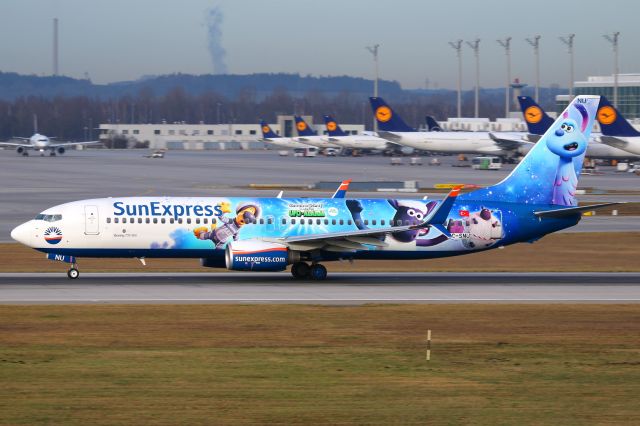 Boeing 737-800 (TC-SNU)