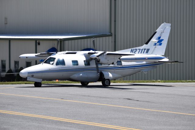 Mitsubishi MU-2 (N271TW)