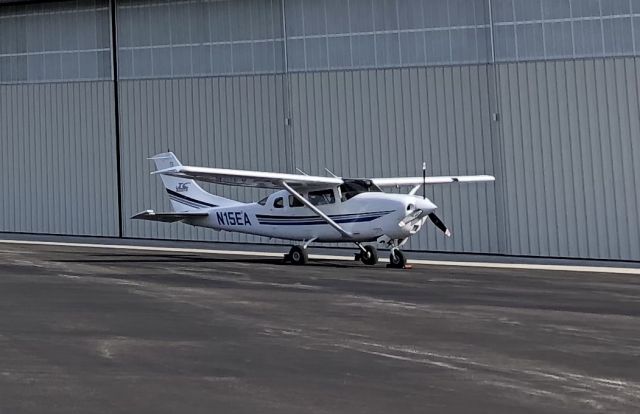 Cessna T206 Turbo Stationair (N15EA)