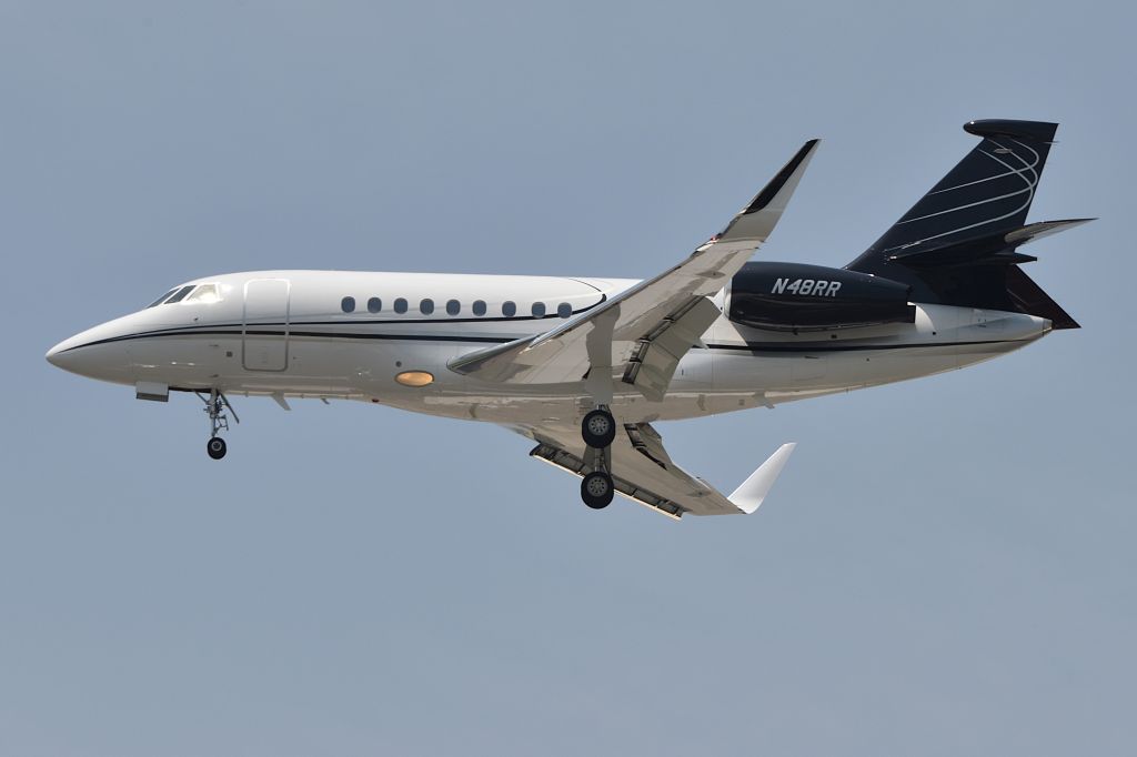 Dassault Falcon 2000 (N48RR) - Sweet ride. 23L. 06-11-25