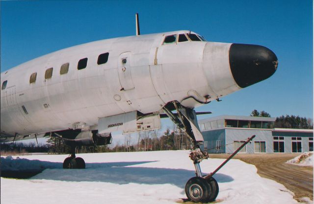 Lockheed EC-121 Constellation (N7316C) - Another beautiful face.