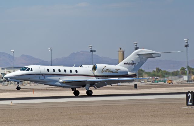 Cessna Citation X (N900QS) - N900QS NetJets Cessna 750 Citation X (cn 750-0123)  - Las Vegas - McCarran International (LAS / KLAS) USA - Nevada, May 17, 2012 Photo: Tomás Del Coro