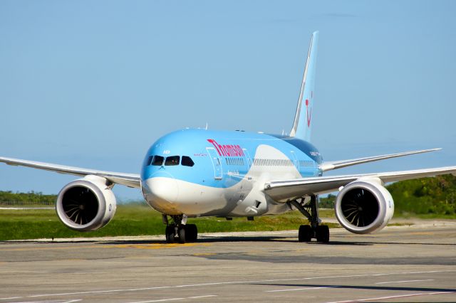 Boeing 787-8 (G-TUID)