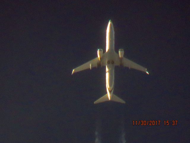 Boeing 737-800 (N528AS)