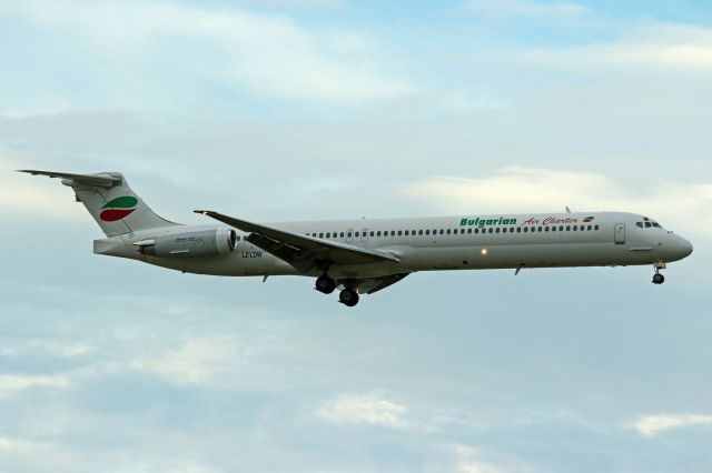 McDonnell Douglas MD-82 (LZ-LDW)