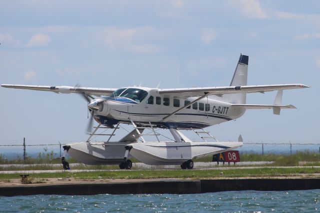 Cessna Caravan (C-GJTT)