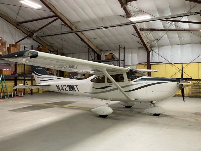 Cessna Skylane (N422MT)