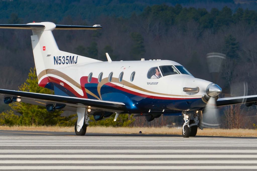 Pilatus PC-12 (N535MJ)