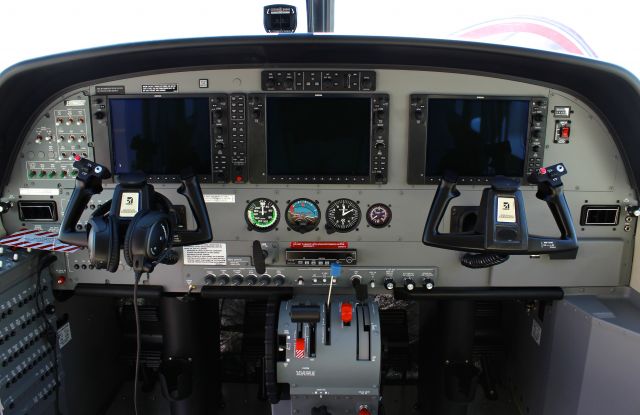 Cessna Caravan (N284EX) - G1000s