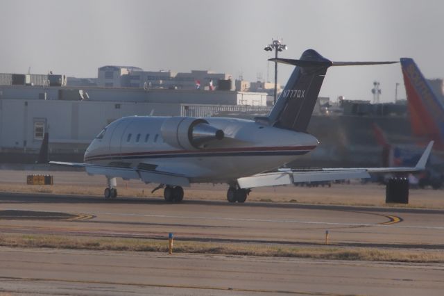 Canadair Challenger (N777QX)