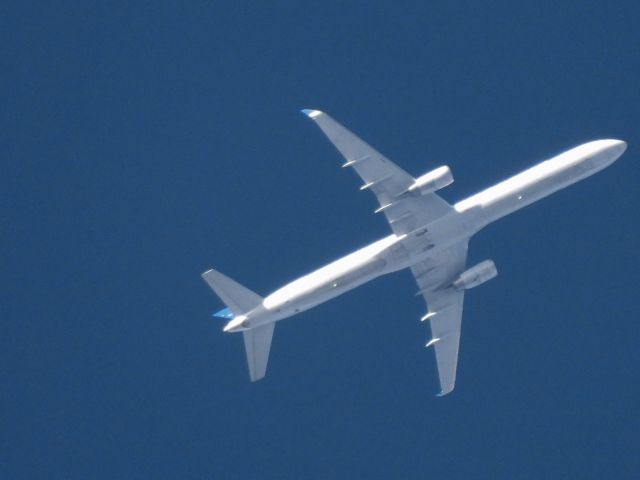 BOEING 757-300 (N57864) - UAL501br /DEN-MCObr /10/29/2024