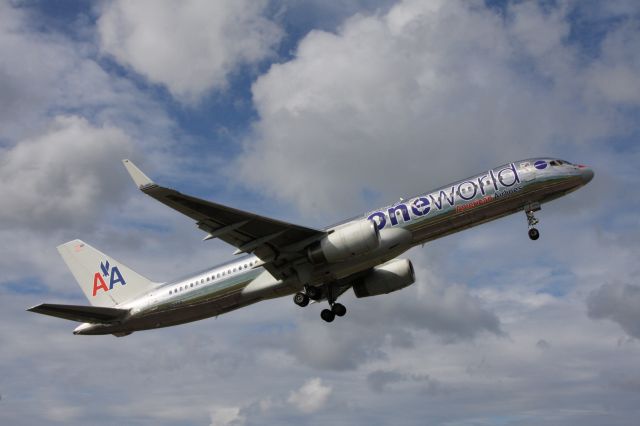 Boeing 757-200 (N174AA) - leaving island paradise for KJFK